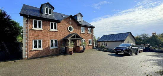 7 bedroom detached house for sale