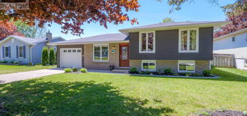 484 FALCONER STREET, Saugeen Shores, Ontario