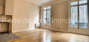 Studio - Avenue Malakoff - 46m²