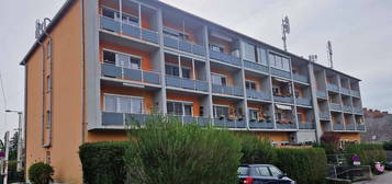 Schöne 2 Zimmer Gartenwohnung mit Parkplatz in Wetzelsdorf.