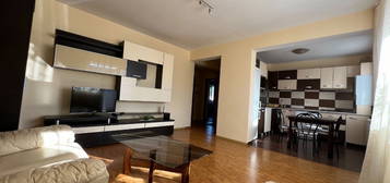 INCHIRIEZ apartament 3 camere,recent renovat,zona Turnisor