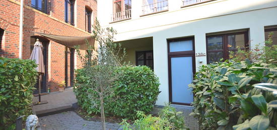 Modernes 3-4-Zi-Stadthaus mit Terrasse im begrünten Innenhof