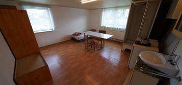 1 Zimmer Wohnung in Parkstetten, WG