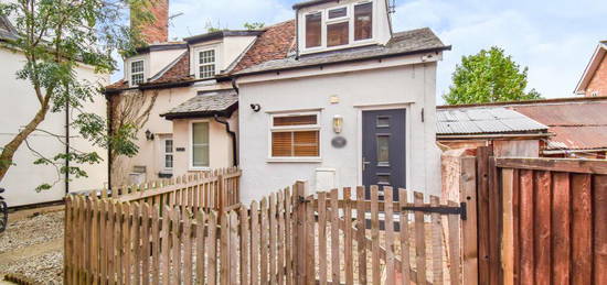 1 bedroom semi-detached house