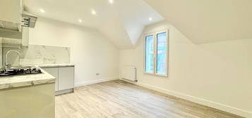 2 bed flat to rent