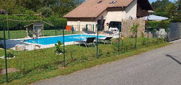 Maison 6 pièces 140 m2 avec piscine