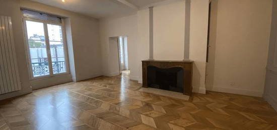 Location appartement 4 pièces 94 m²