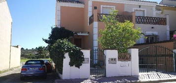 Chalet pareado en venta en Coin