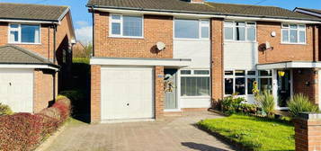 3 bedroom semi-detached house for sale