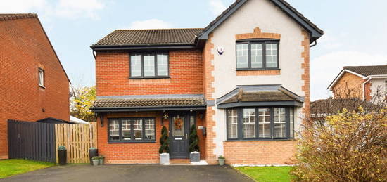 4 bed detached house for sale