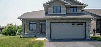 49 Lanark Drive, Belleville,