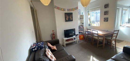 4 bedroom terraced house