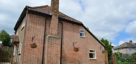 3 bedroom detached house to rent