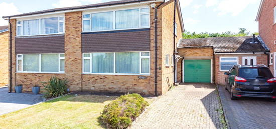 3 bed semi-detached house for sale