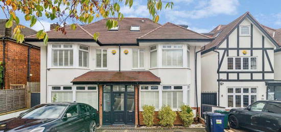 4 bedroom semi-detached house