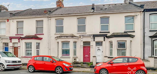 Flat to rent in St. Levan Road, Plymouth PL2