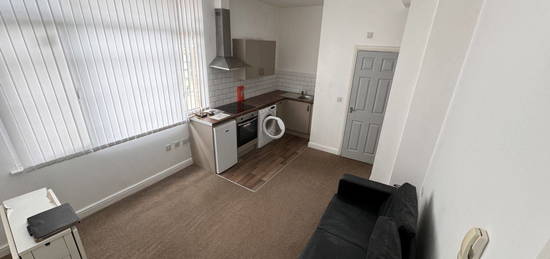 Studio to rent in 168 Westgate, Wakefield WF2