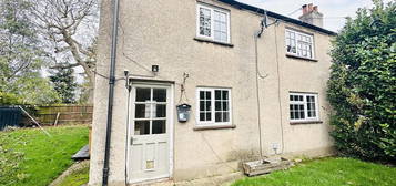 3 bed semi-detached house to rent