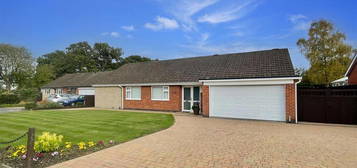 4 bedroom detached bungalow for sale