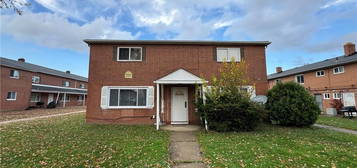 23921 Banbury Cir Apt 8, Warrensville Heights, OH 44128