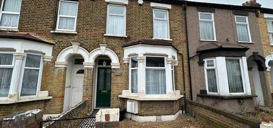 2 bedroom terraced house