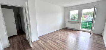 // tolle 3 Zimmer im . OG mit Balkon // Kautionsfrei //