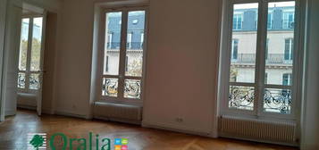 Location appartement 4 pièces 117 m²