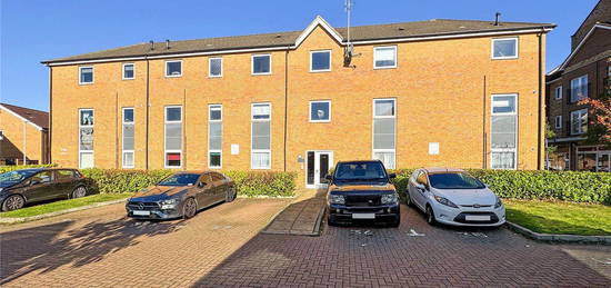 Flat for sale in Spinel Close, Sittingbourne, Kent ME10