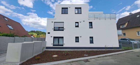 Wunderschönes Penthouse Dachterrasse mit Sonnendeck - Fahrstuhl direkt in die Wohnung, KFW 40+