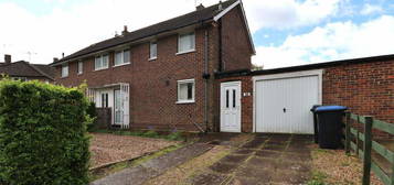 2 bedroom semi-detached house for sale