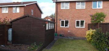 2 bedroom semi-detached house to rent