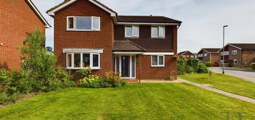 4 bed detached house for sale