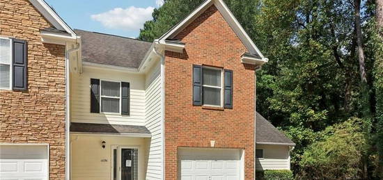 6694 Villa Ct, Lithonia, GA 30038