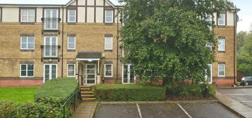 1 bedroom ground floor flat for sale