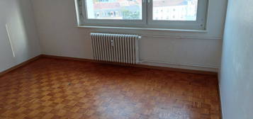 Loue appartement F4 74 m2