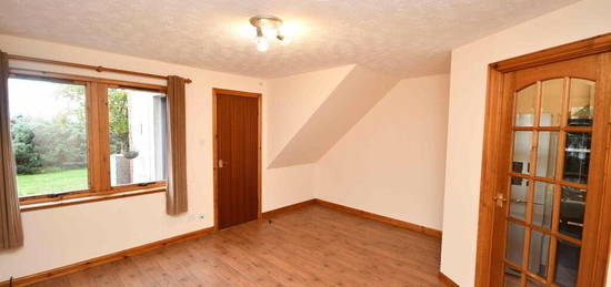 2 bedroom ground floor flat