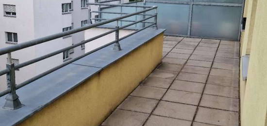 Gemütliche Dachwohnung mit Terrasse