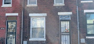 2046 Newcomb St, Philadelphia, PA 19140