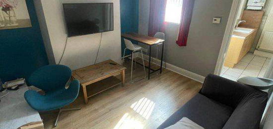 Shared accommodation to rent in Ashford Street, Stoke-On-Trent, Stoke-On-Trent ST4