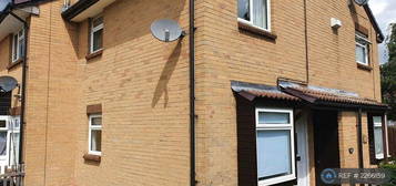 1 bedroom semi-detached house