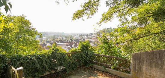 HISTORISCHES STADTHAUS MIT GARTEN IN STEYRDORF - 281 m² WOHN-NUTZFLÄCHE - SOFORT VERFÜGBAR