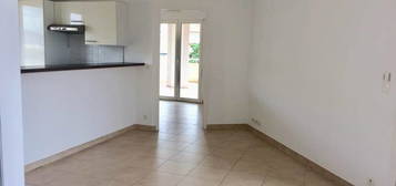 Appartement  à louer, 3 pièces, 2 chambres, 60 m²