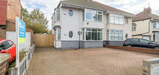 3 bedroom semi-detached house for sale