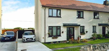 2 bedroom semi-detached house for sale