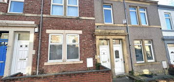 Flat to rent in Northbourne Street, Deckham, Gateshead NE8