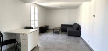 Triplex meublé  à louer, 3 pièces, 2 chambres, 50 m²