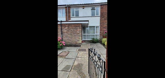 3 bed terraced house to rent