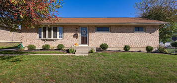 4268 Tritle Trl, Springfield, OH 45503