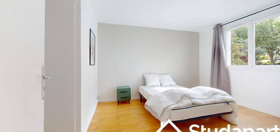 Studio meublé  à louer, 1 pièce, 9 m², Étage 1/–