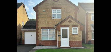 Detached house to rent in Rosyth Avenue, Orton Southgate, Peterborough PE2